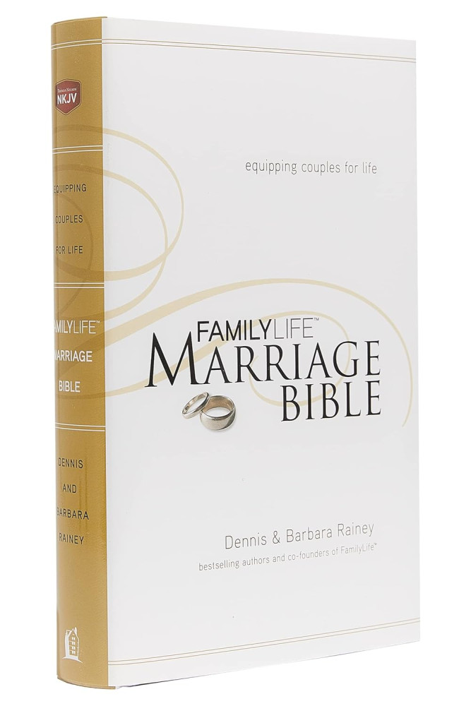 Anglais, Bible NKJV, FamilyLife Marriage Bible hardcover, white - Equipping Couples for Life