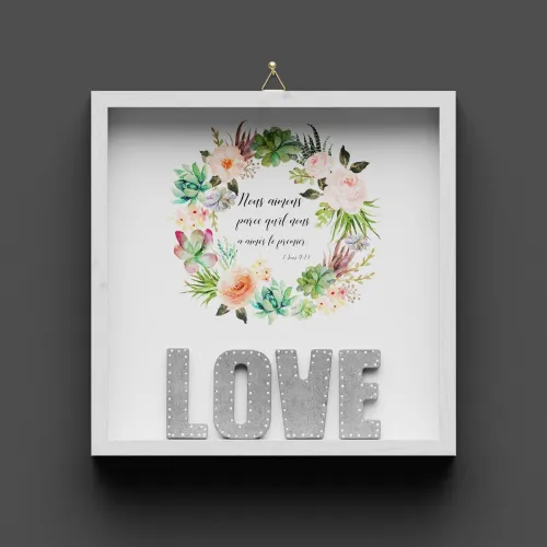 Cadre en bois LOVE - lettres ciment décor points blancs, cadre peint en blanc, avec crochet