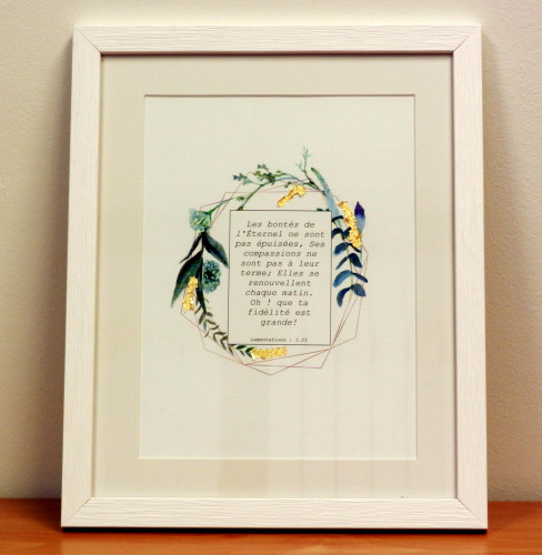 Cadre feuille d'or "Les bontés de l'Éternel […]" Lamentations 3.23