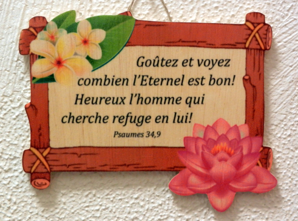 Bois, cadre avec fleurs, Psaume 34.9