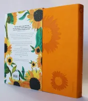 Anglais, Bible NIV, gros caractères, sous étui cartonné illustré tournesol - Larger Print Bible,...